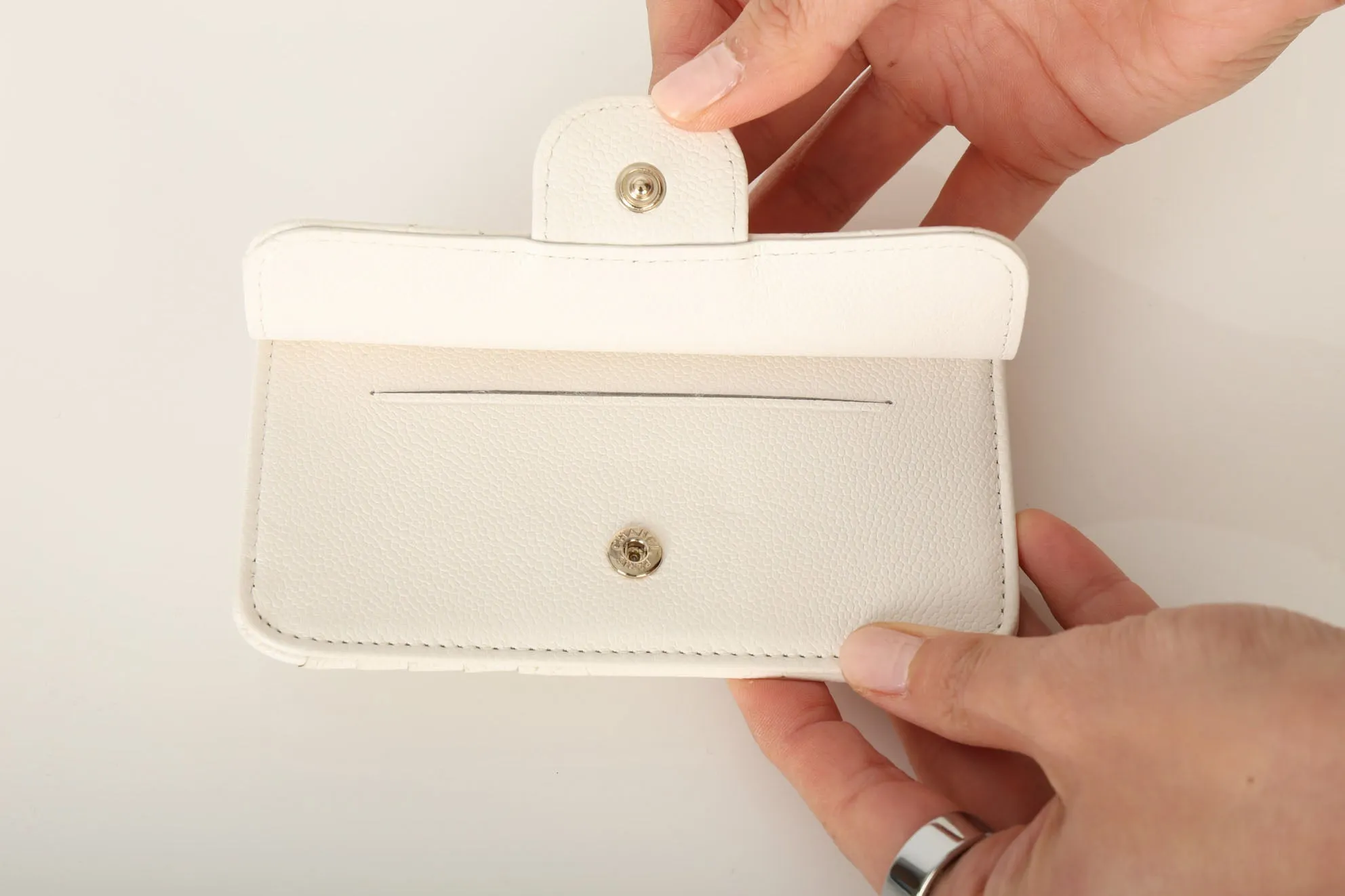 Chanel 2023 Caviar Cardholder w/ Chain
