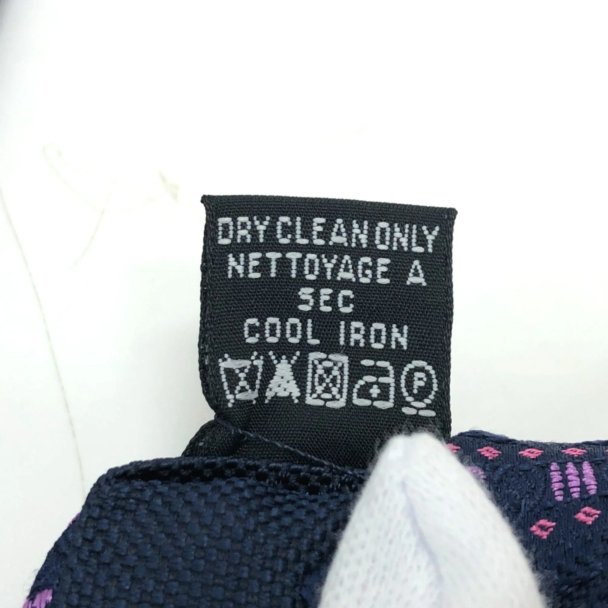 CHANEL  Tie
