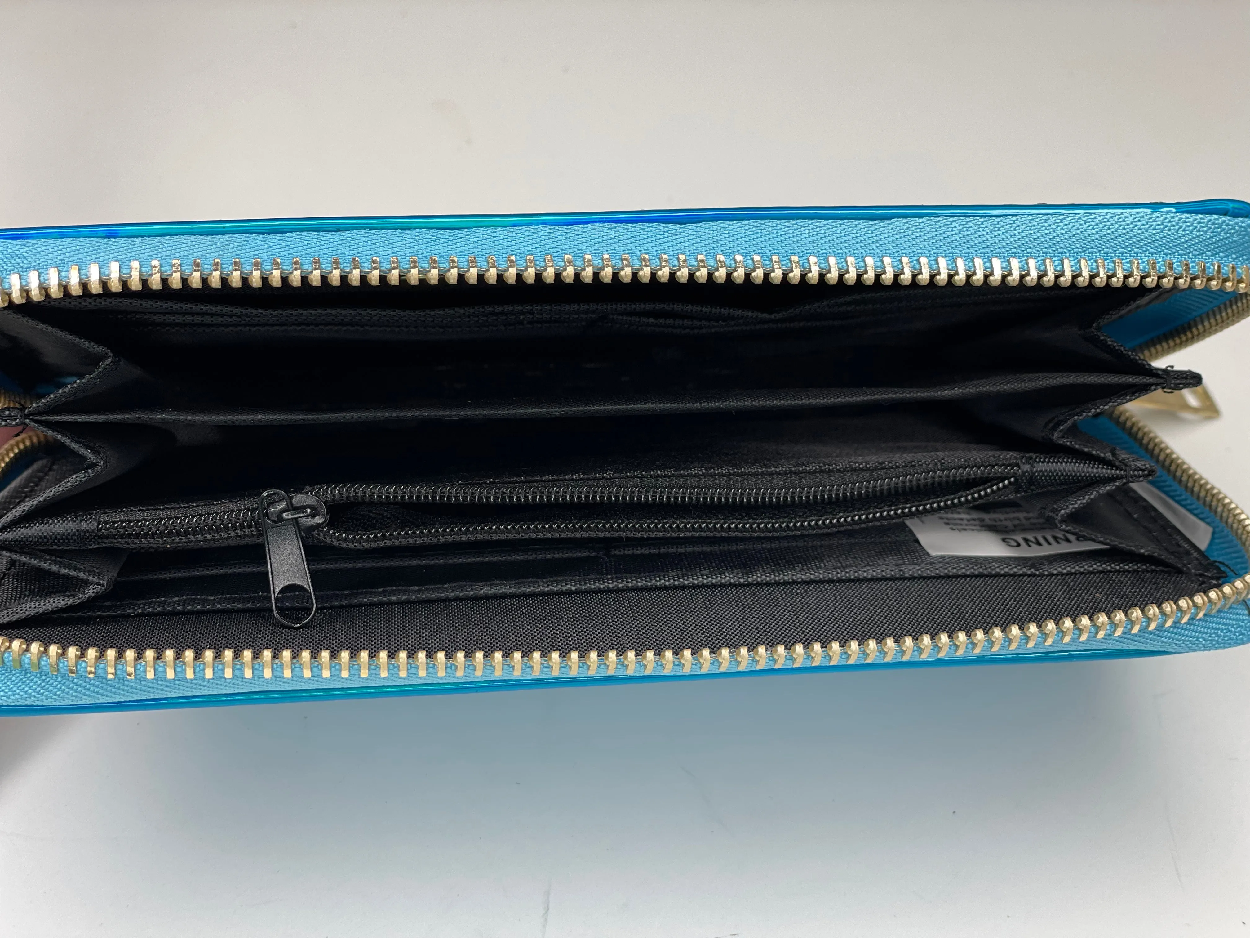 Single Wallet in Black(black patch, gold hardware)